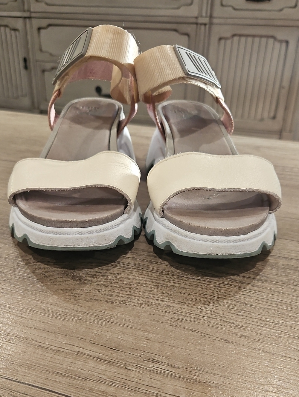 Sorel Womens Kinetic Wedge Platform Sandals - Chalk, Eraser Pink size 7.5 - Picture 6 of 8